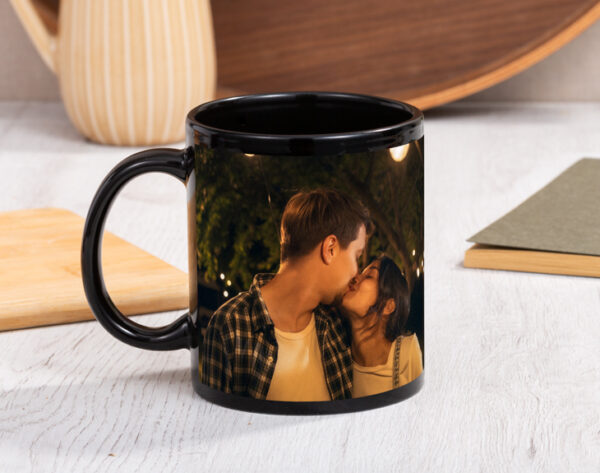 Taza Negra